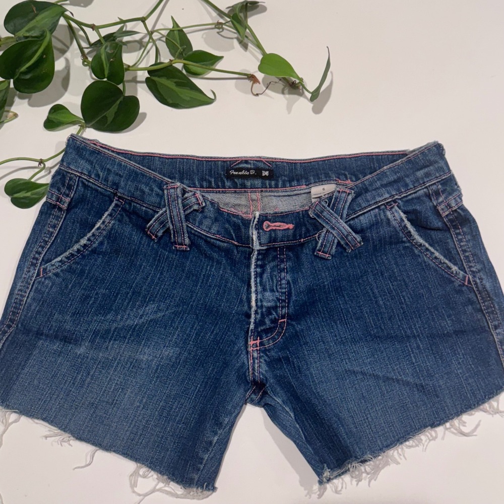 Frankie B‎ Denim Shorts Womens 6 Blue Pink Stitching Excellent Low Rise Y2K USA